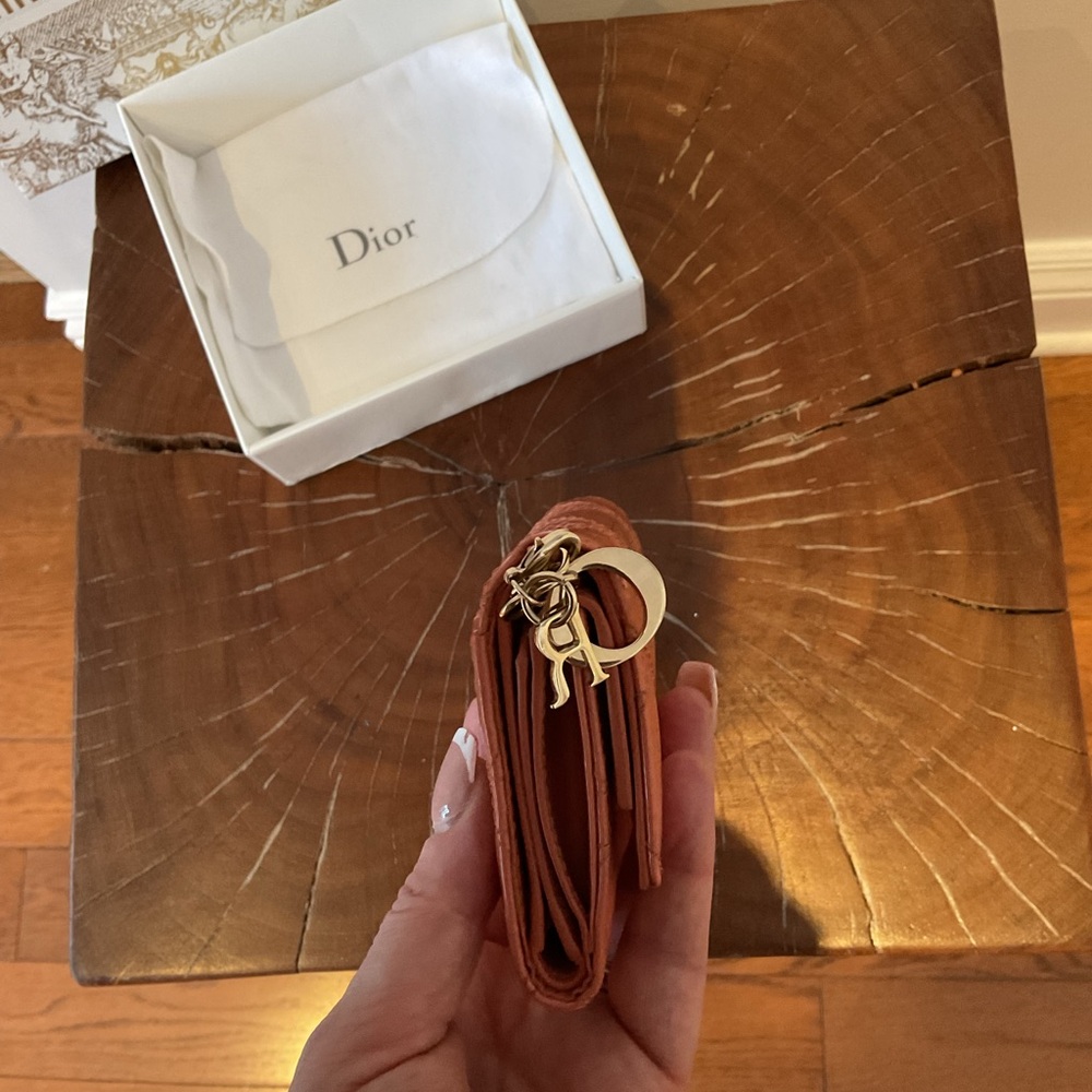 Lady Dior Coral Cannage Patent Leather Wallet with Charm - Picture 2 of 8